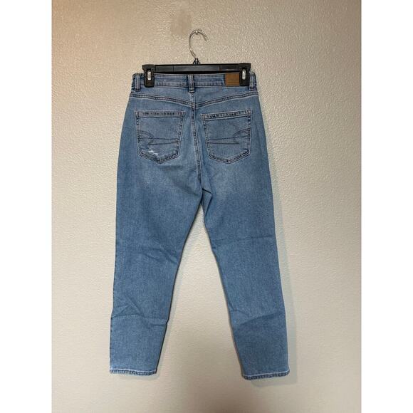 American Eagle Light Medium Wash Mom Jean Size 2 *SHORT* Modal/Recycled/Cotton - Picture 4 of 10